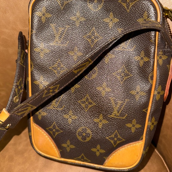 Louis Vuitton Amazone Brown Monogram Crossbody Bag - Picture 6 of 8
